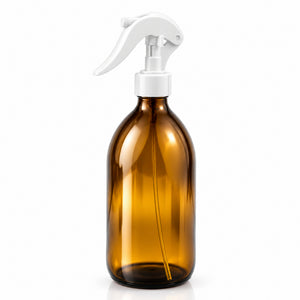 Braon staklena boca za sirup 500 ml, grlo 28 mm, sa belim trigger sprej raspršivačem - 441250, 448450 | Bazika