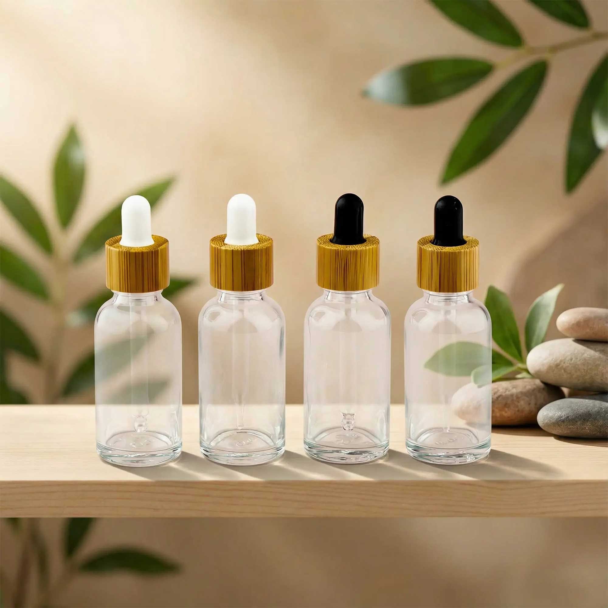 Transparentna staklena bocica sa bambus pipetom