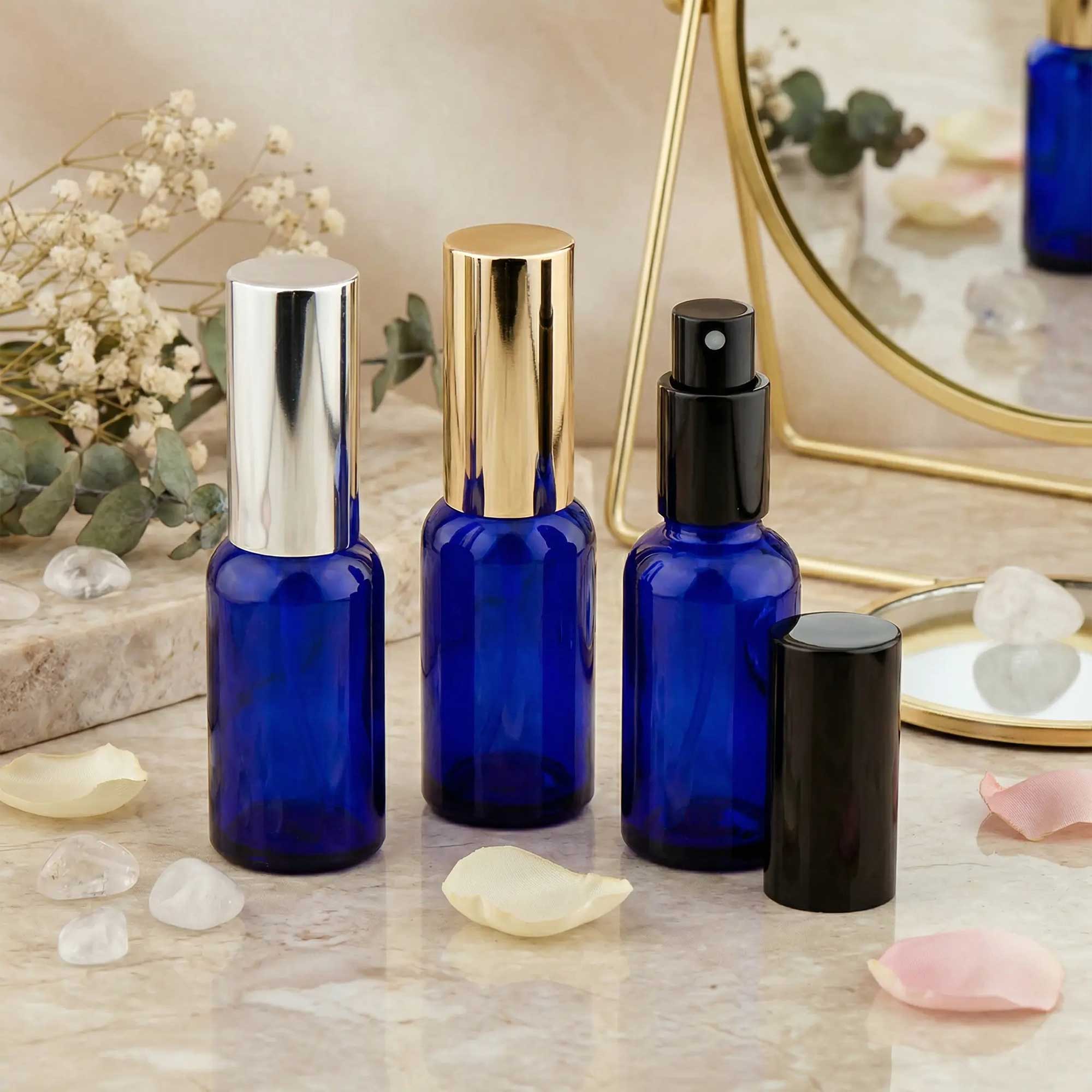 Staklena bočica 10-100ml, plava, sa aluminijumskim sprej raspršivačem - 411120/820 - 424200