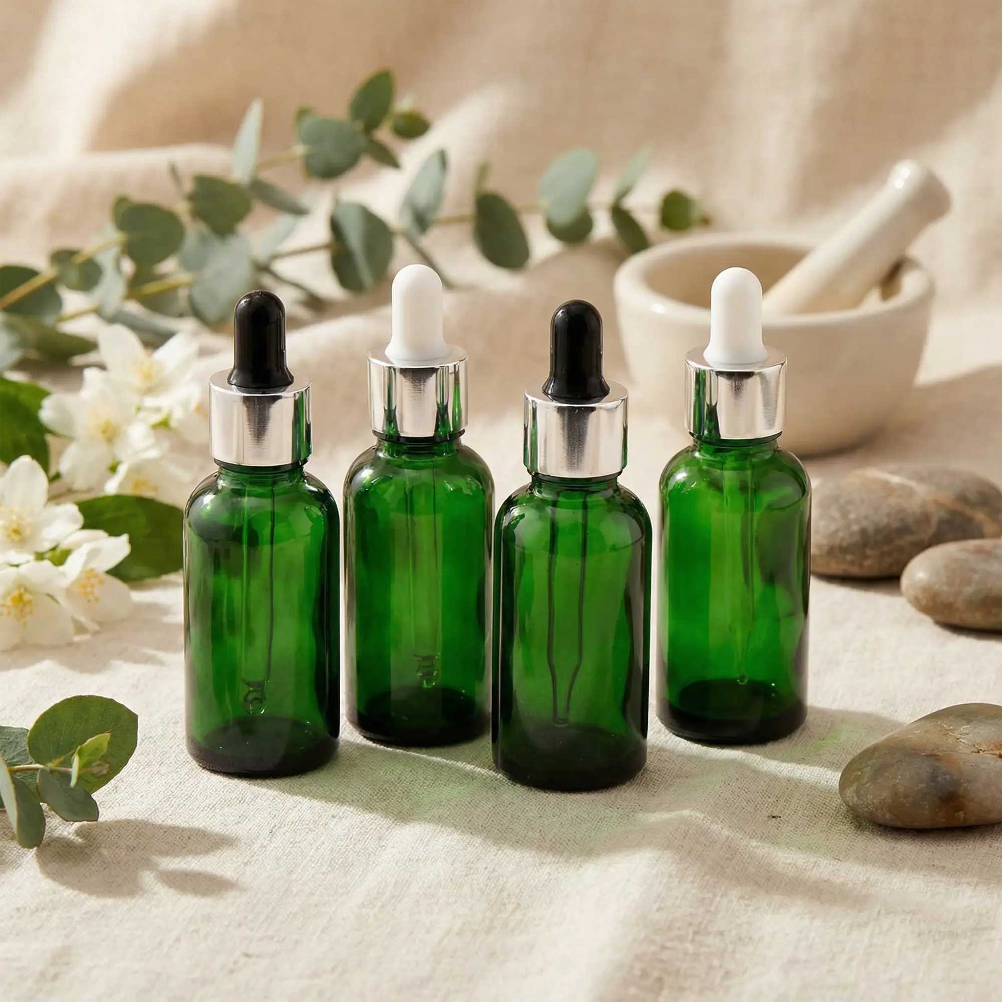 Staklena bočica 10-100ml, zelena, sa srebrnom lux pipetom - 411140/840 - 423100/200/400/500