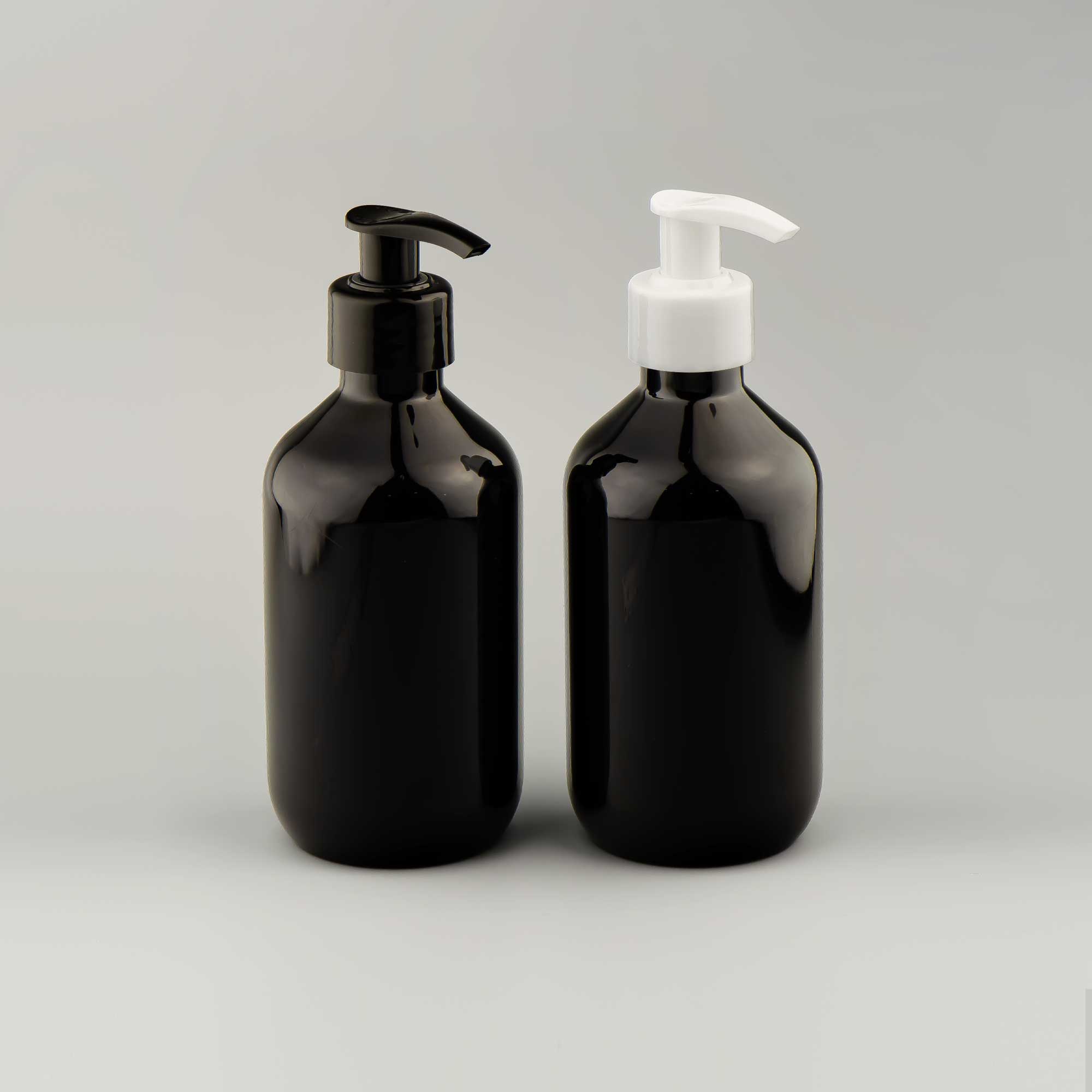 BOSTON PET boca 300ml, crna, sa dozatorom - 443450 - 448500/505