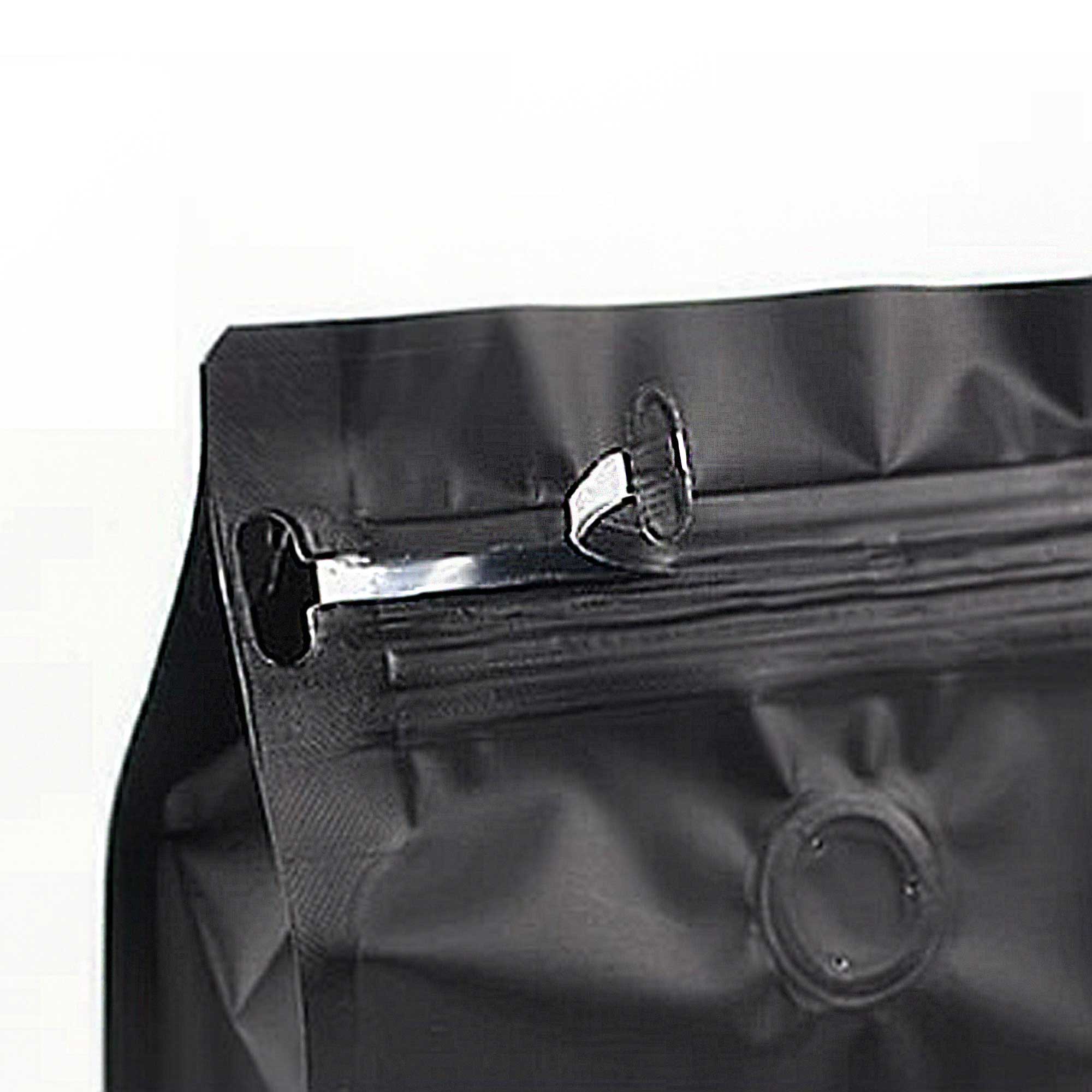 zip zatvarač na kraft kesi detalj