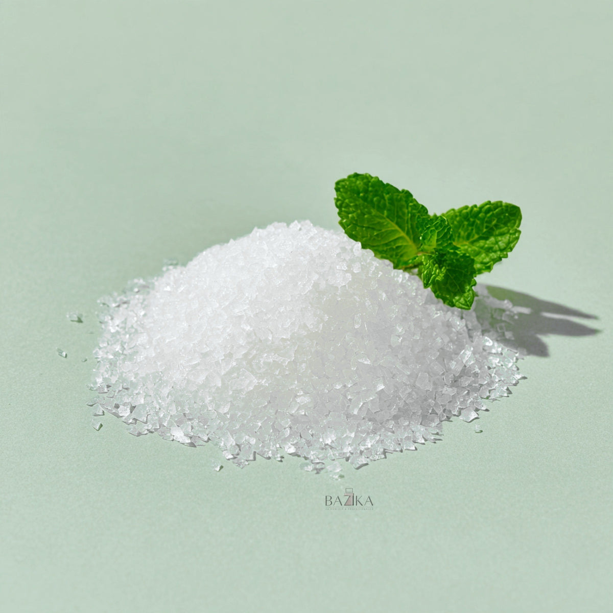 Mentol kristal (Menthol), levomentol (INCI: Menthol) – kozmetička sirovina, Bazika.rs