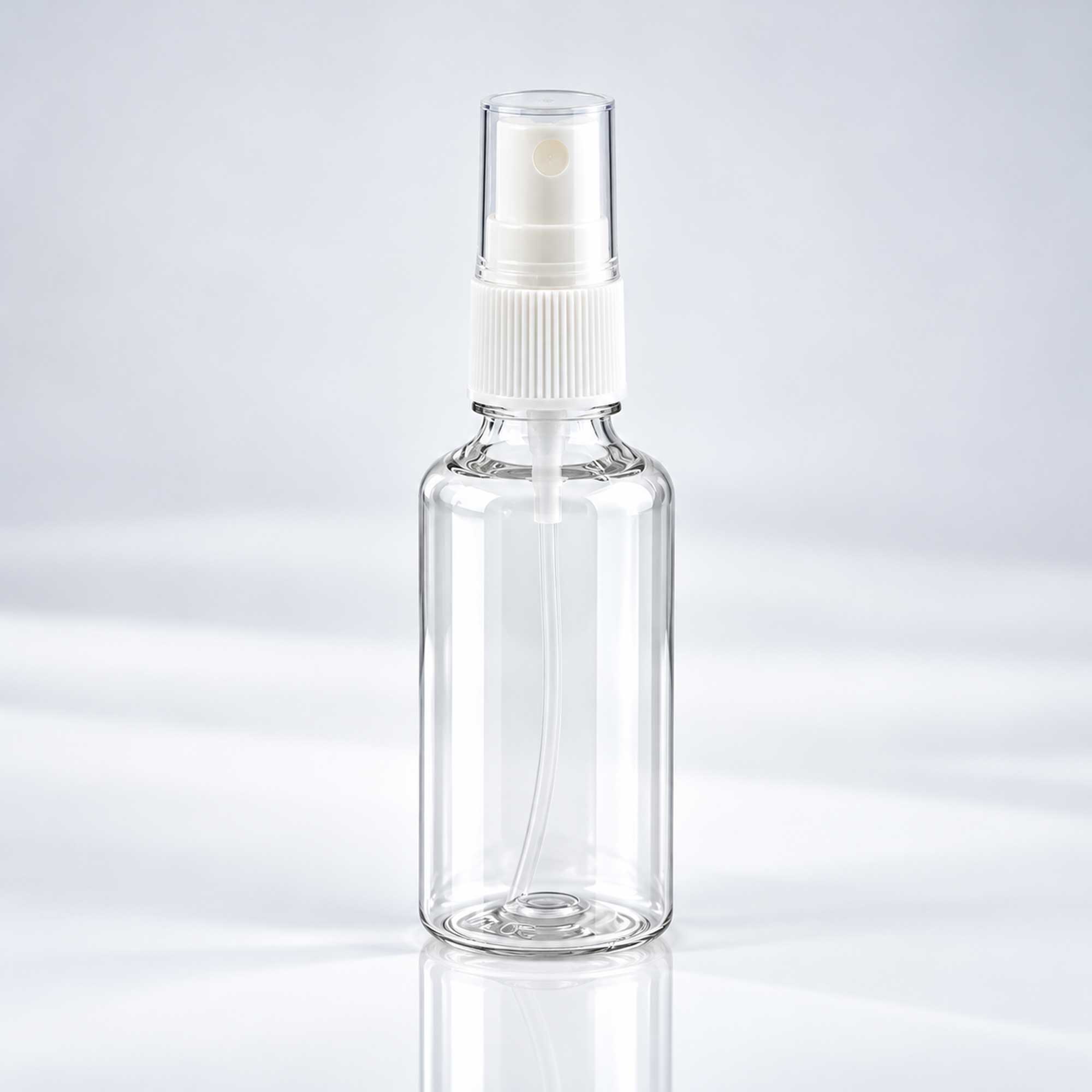 Transparentna PET bočica 50 ml sa belim sprej raspršivačem, grlo 18 mm - 413400 - 424100 | Bazika